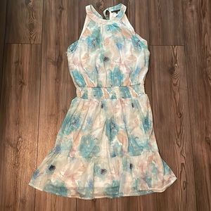 Beautiful dress for summer! NWOT shimmery sundress sz medium
